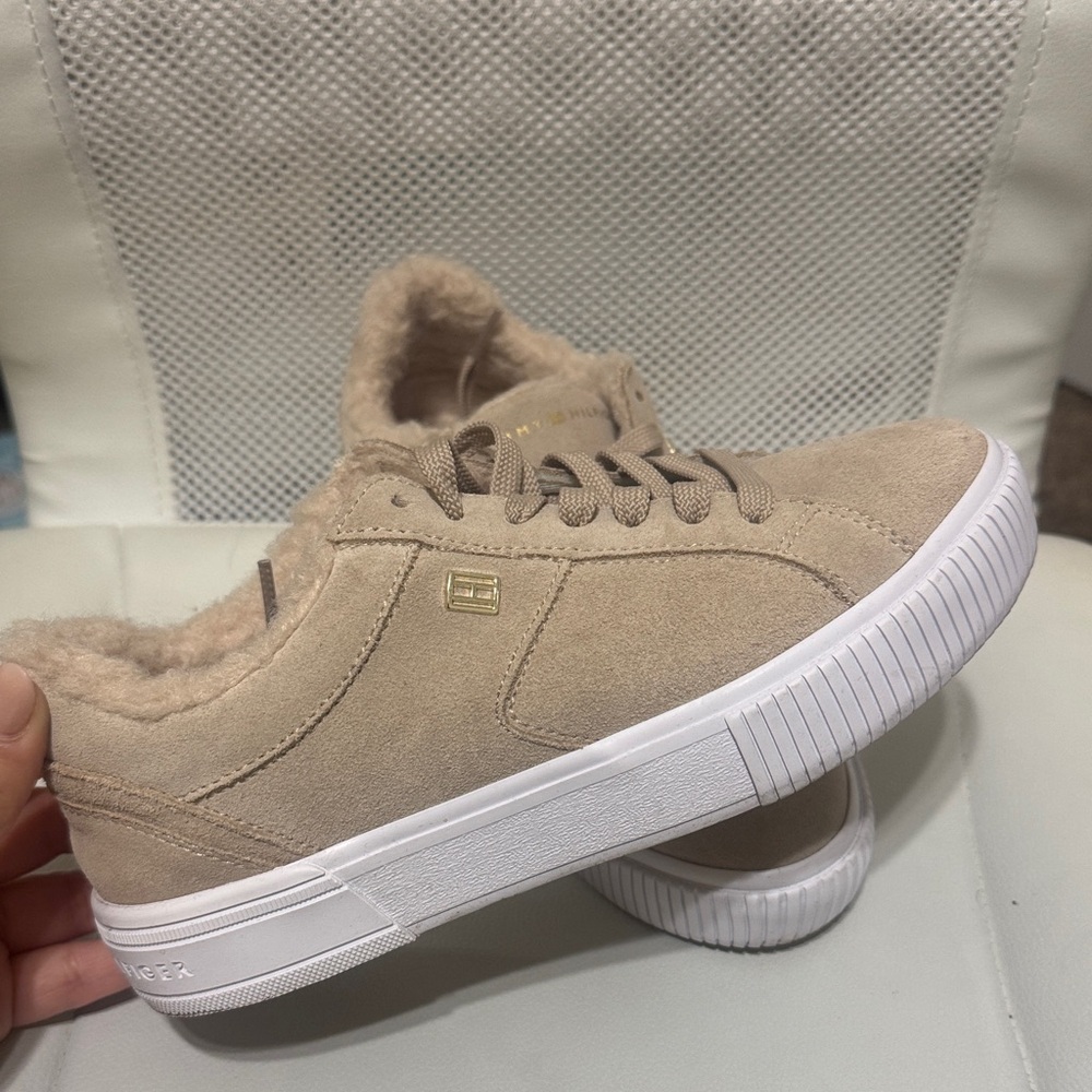 Tommy Hilfiger Beige Suede Women's Sneakers